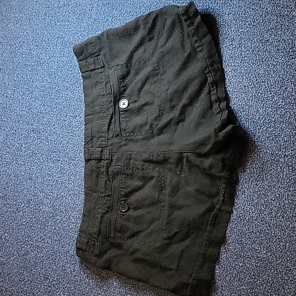 Dollhouse shorts - Picture 3 of 3